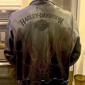 Rare Harley Davidson Mens Leather Jacket w/ Red Flame Stitching